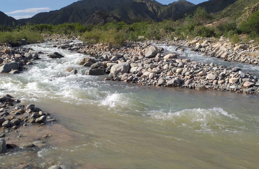 El Agua se defiende: «No a la privatización de AySA»