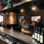 Las propinas digitales dejarán de tributar retenciones en la provincia de Buenos Aires