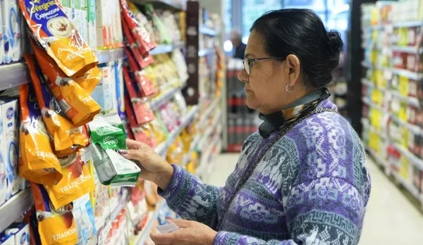 «La inflación baja en los papeles, pero no en la vida real», advirtió un economista