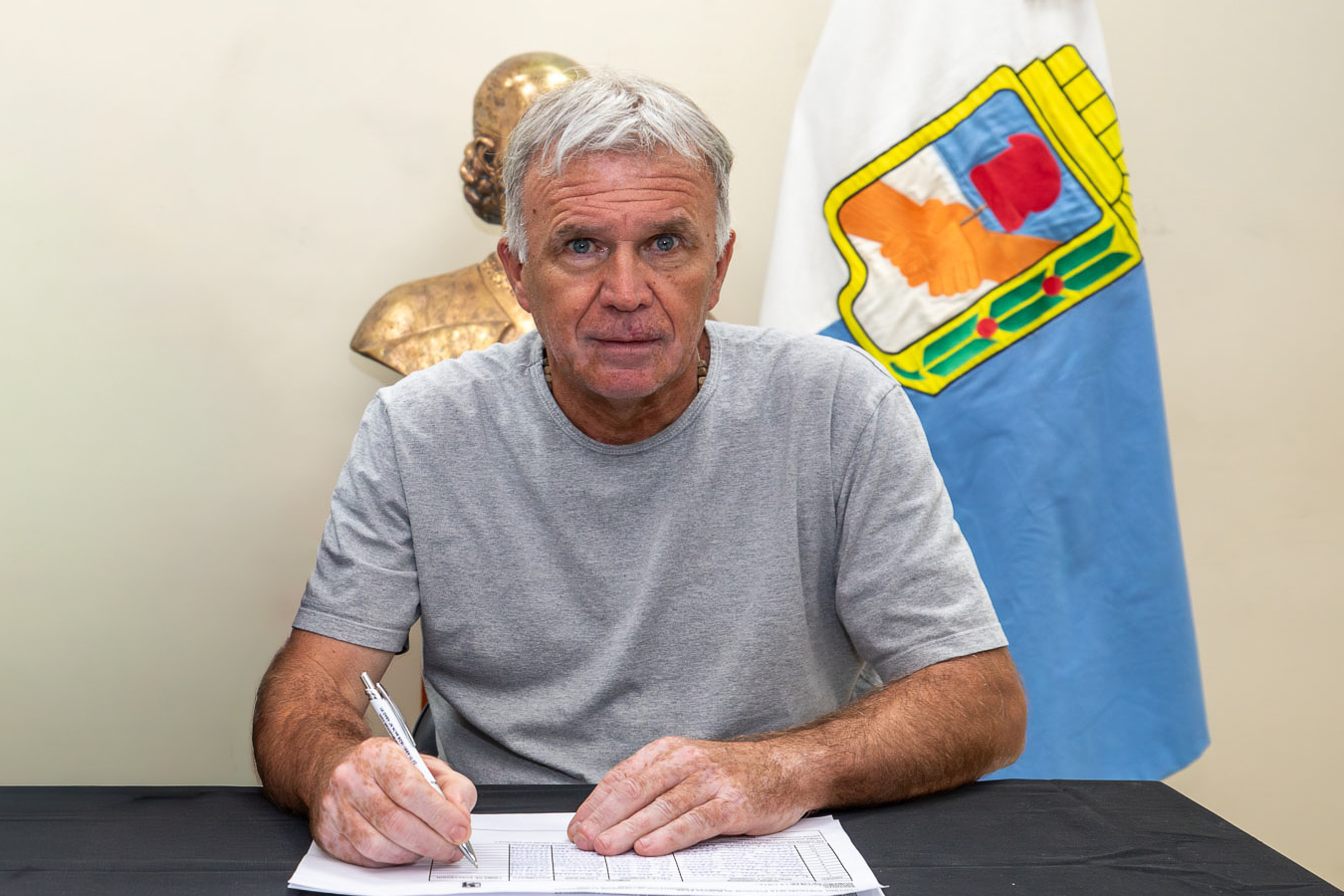 Berazategui: Carlos Balor presentó su candidatura a presidente del PJ