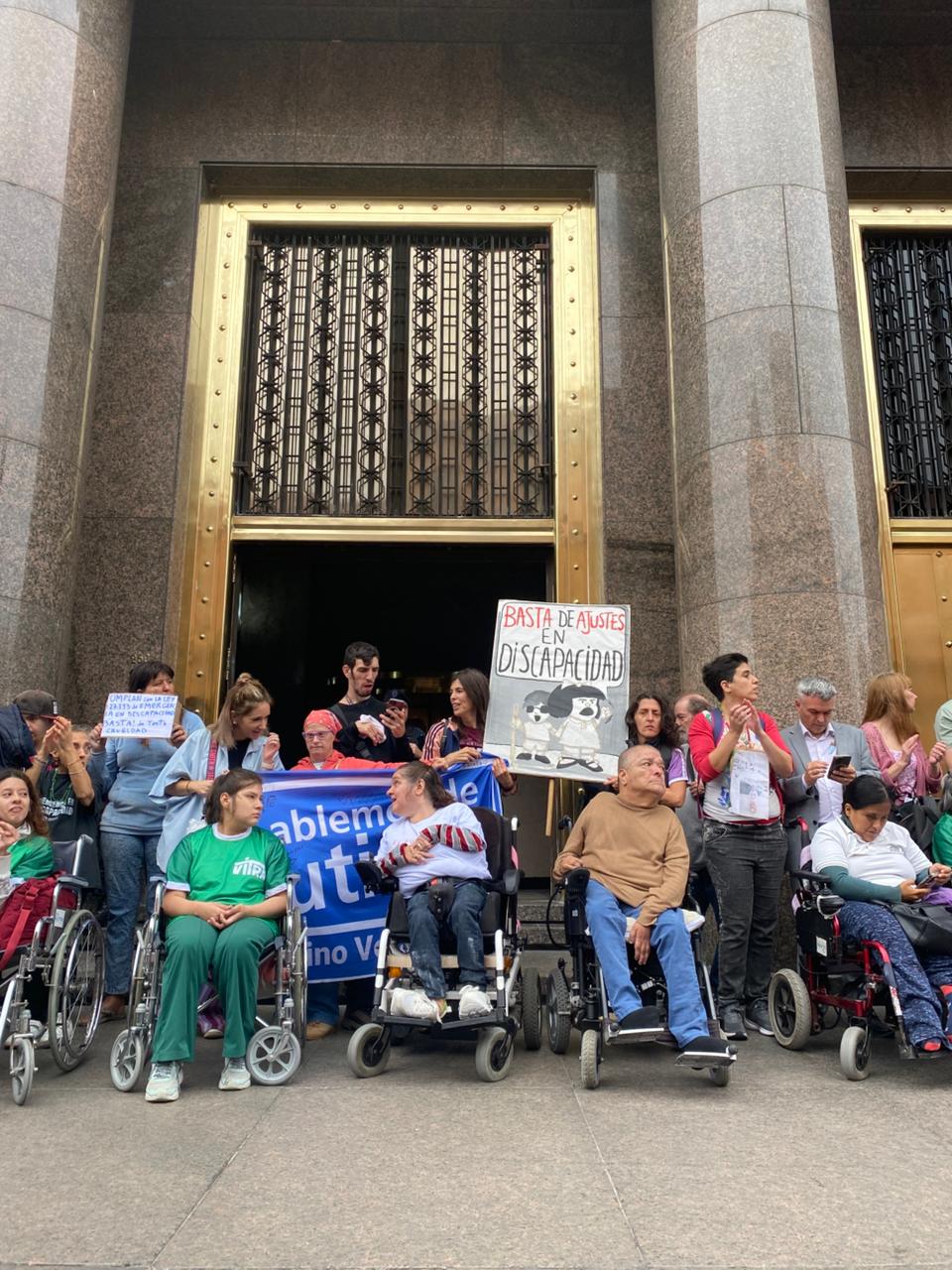 Foro Permanente Discapacidad entregó un petitorio al Ministerio de Economía